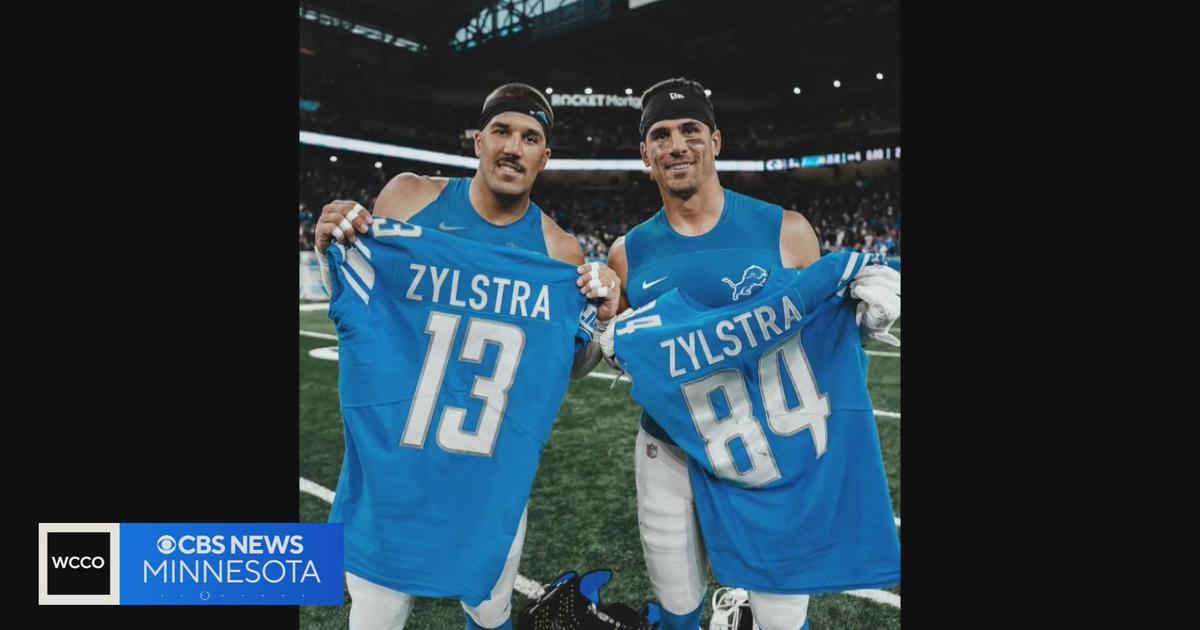 Zylstra brothers host football camp in hometown