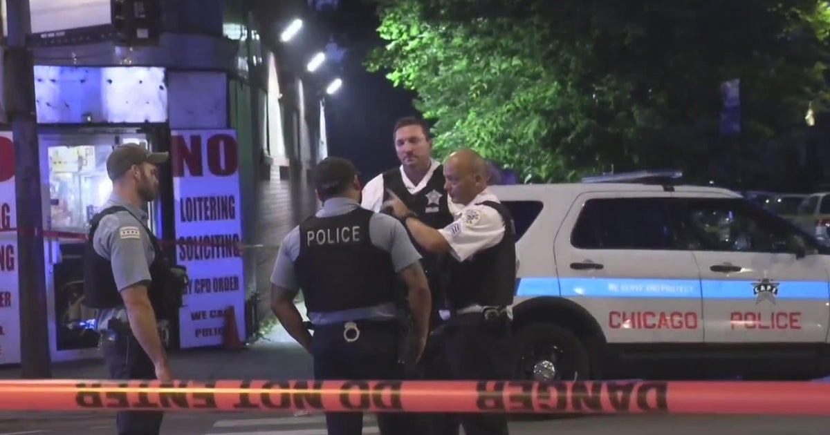 Mass shooting on Southwest Side leaves 1 dead 3 hurt Mass shooting on Southwest Side leaves 1 dead 3 hurt