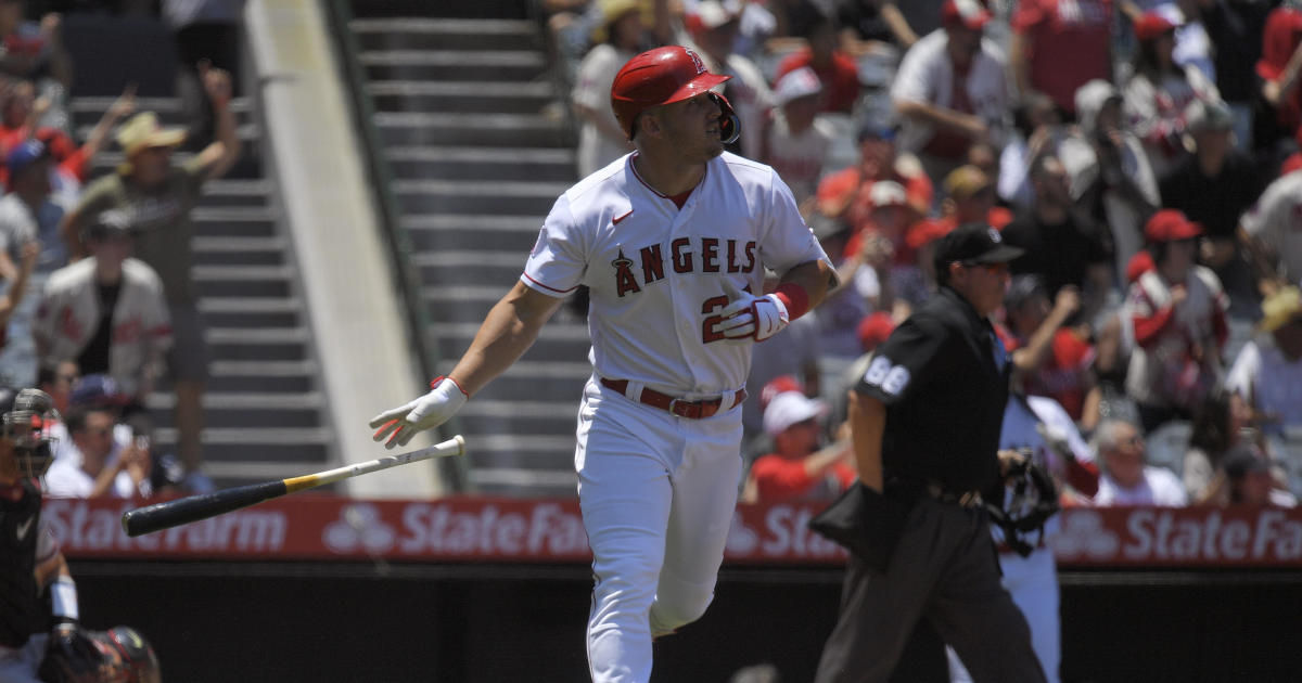 Ohtani and Trout homer to help the Angels beat the Diamondbacks, 5-2