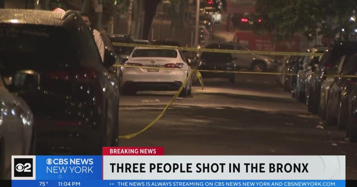 NYPD: 3 people shot in Bronx - CBS New York