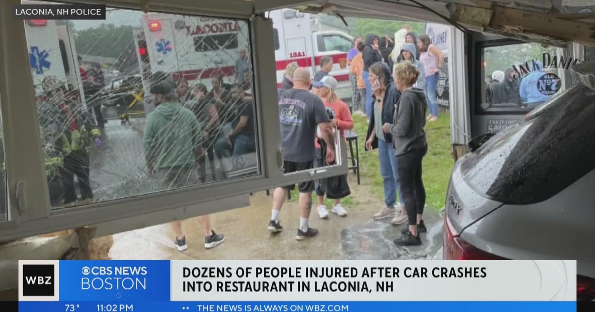More than a dozen hurt after car crashes into restaurant in Laconia, NH ...