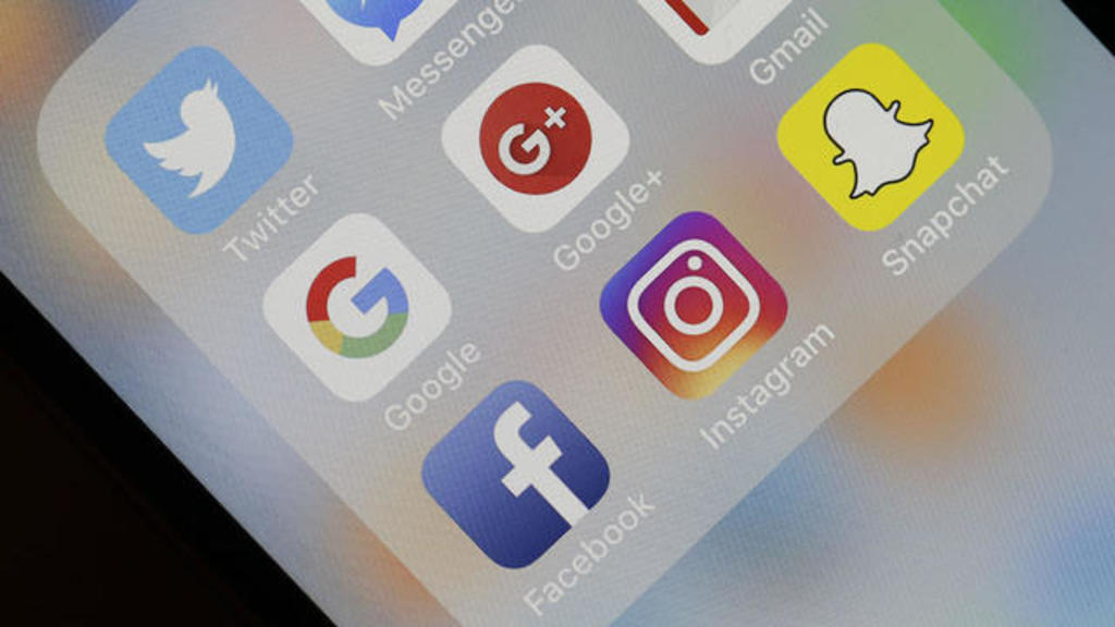 New York lawmakers introduce 2 bills that would regulate social media
use by children