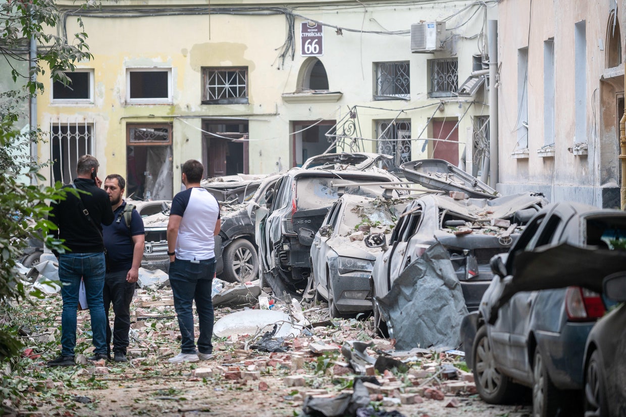 Russia hits western Ukraine city of Lviv with deadly strike as nuclear ...