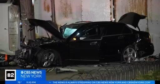 Driver facing DWI charges in deadly Queens crash - CBS New York