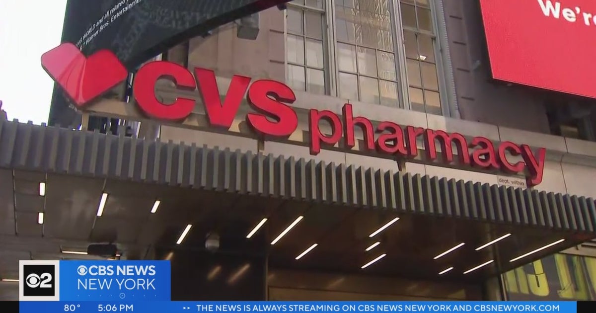 CVS employee accused in deadly stabbing appears in Manhattan court CVS employee accused in deadly stabbing appears in Manhattan court