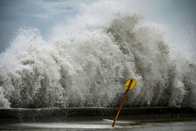 Wave hurricane hot sale