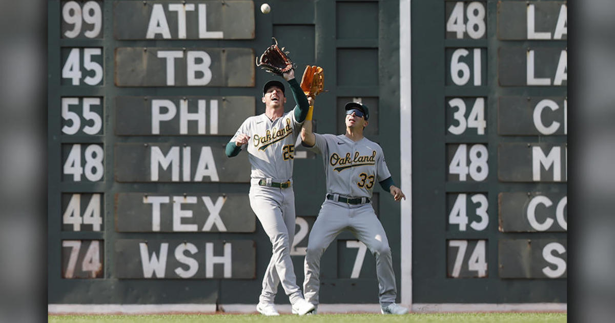 Red Sox coast past MLB-worst A's, 10-3