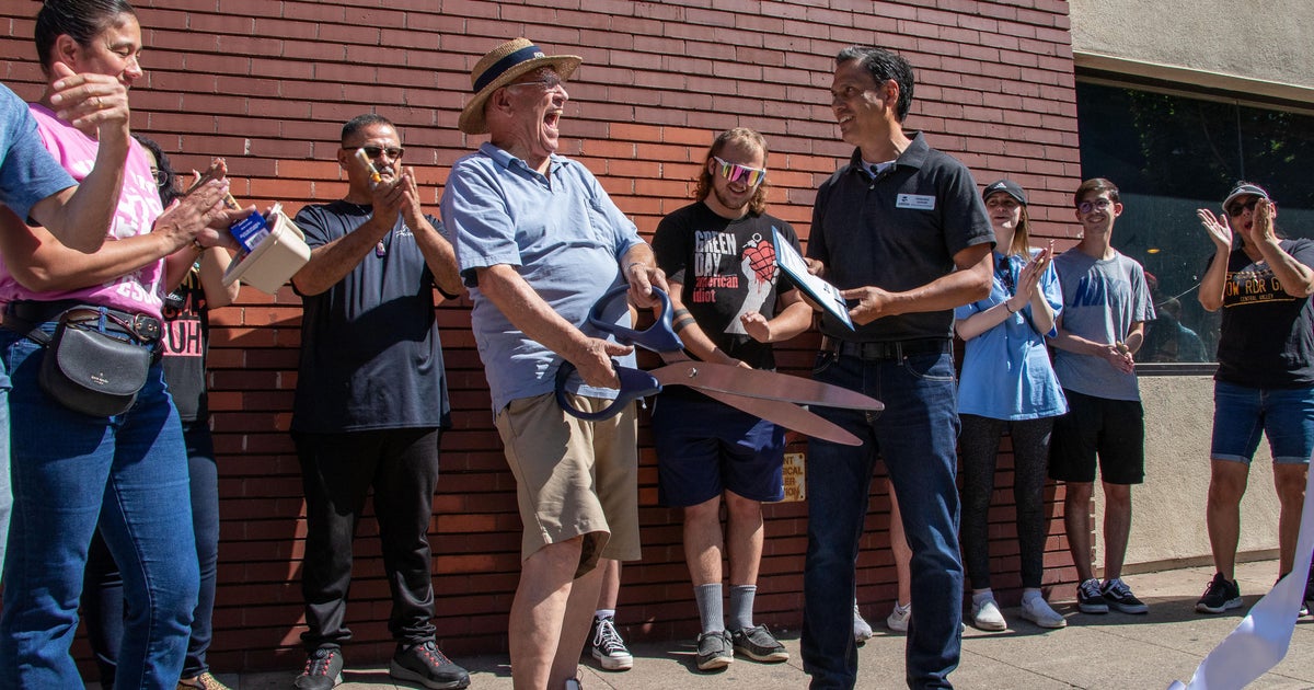 Stockton graffiti cleaning group honored with ribbon cutting CBS San