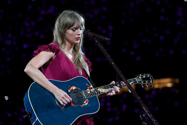 RTD increases service during this week's Taylor Swift concerts at Empower  Field at Mile High - CBS Colorado