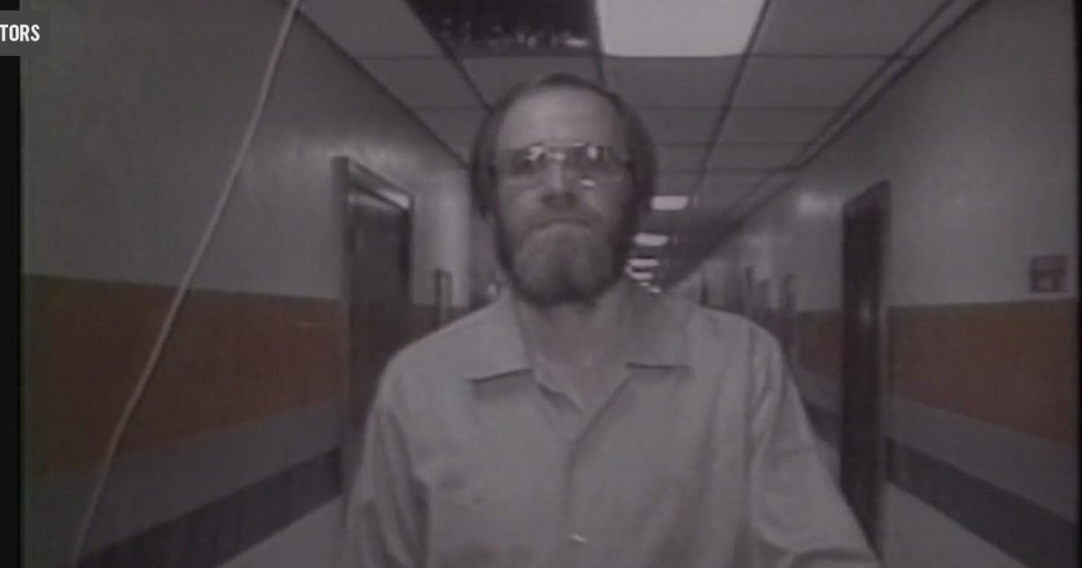 A timeline of James Lewis, the main suspect of the Tylenol murders