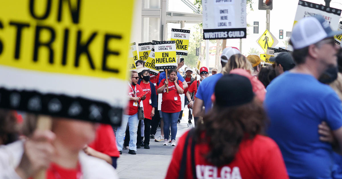 WGA negotiators return to the negotiating table with Hollywood studios after 100 days of strike