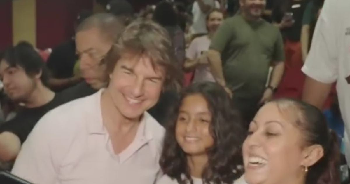 Tom Cruise surprises moviegoers at AMC Sunset Place theater ‘It’s really really special’