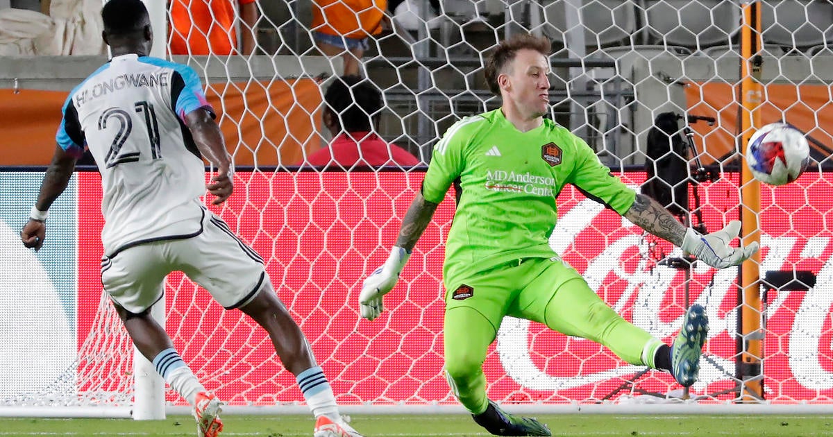 Hlongwane, Pukki propel Minnesota United over Dynamo 3-0