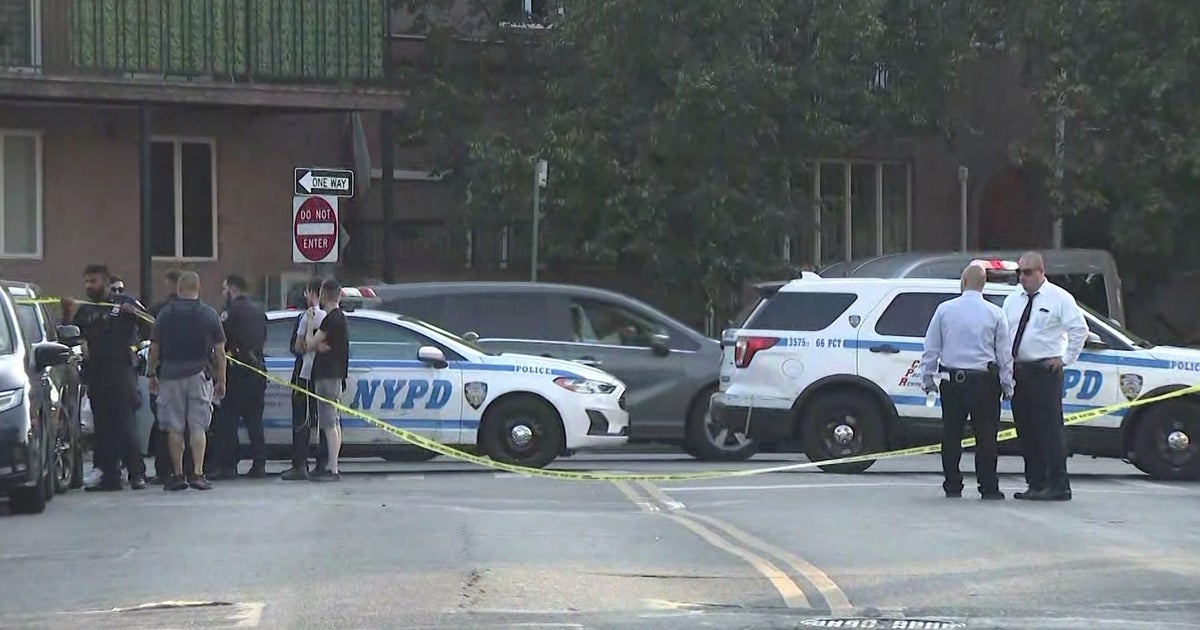 Police: 17-year-old shot in chest in Brooklyn - CBS New York