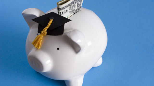 What is a good student loan interest rate?