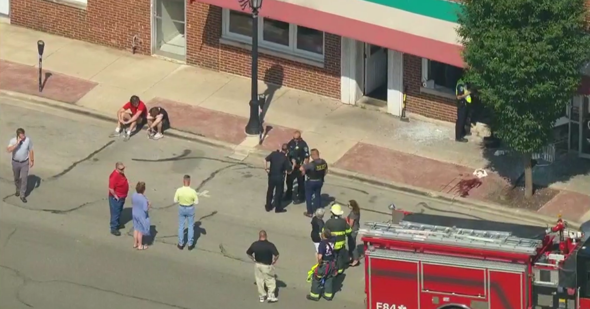 Hinsdale community unites after teen critically hurt when Jeep crashes into sub shop