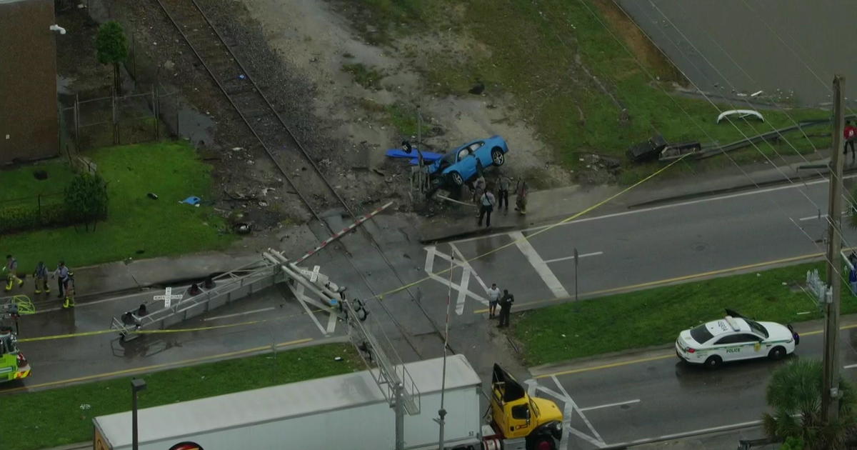 1 particular person damage adhering to vehicle crash in NW Miami-Dade that knocked motor vehicle into practice signal post