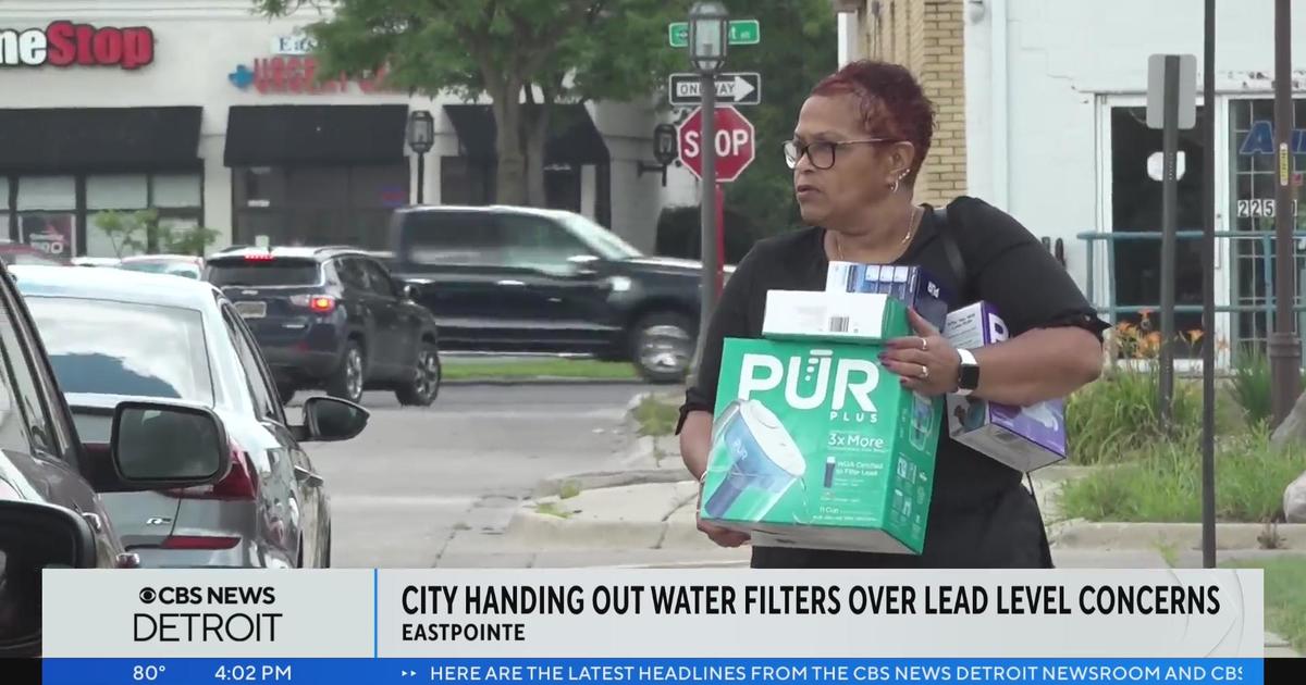 Eastpointe residents flock to pick up water filters after testing found