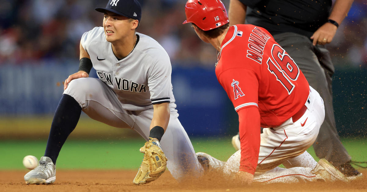 Ohtani, Moniak help propel Angels past slumping Yankees