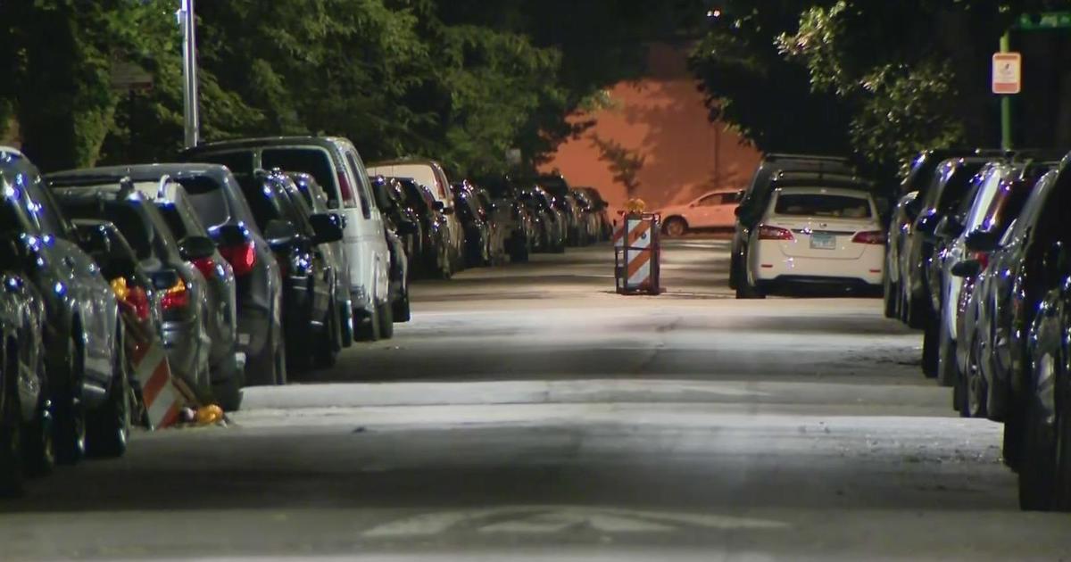 2 Teens Shot In Separate Shootings Overnight - CBS Chicago