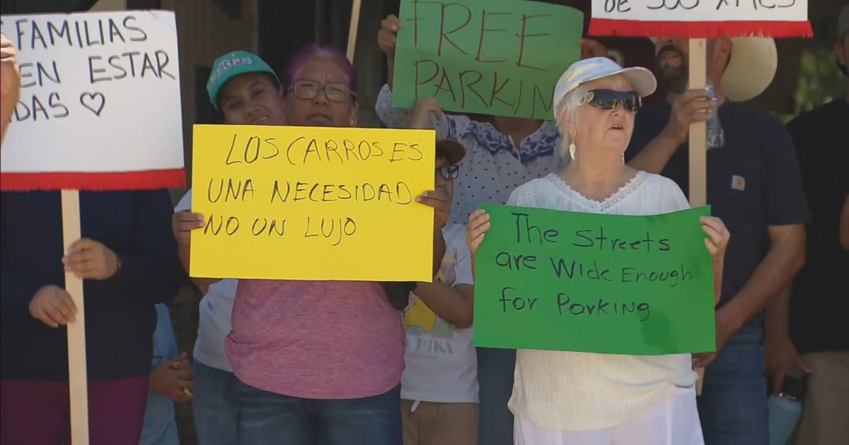 Arapahoe County mobile home park owner says some residents' complaints are "inaccurate" and