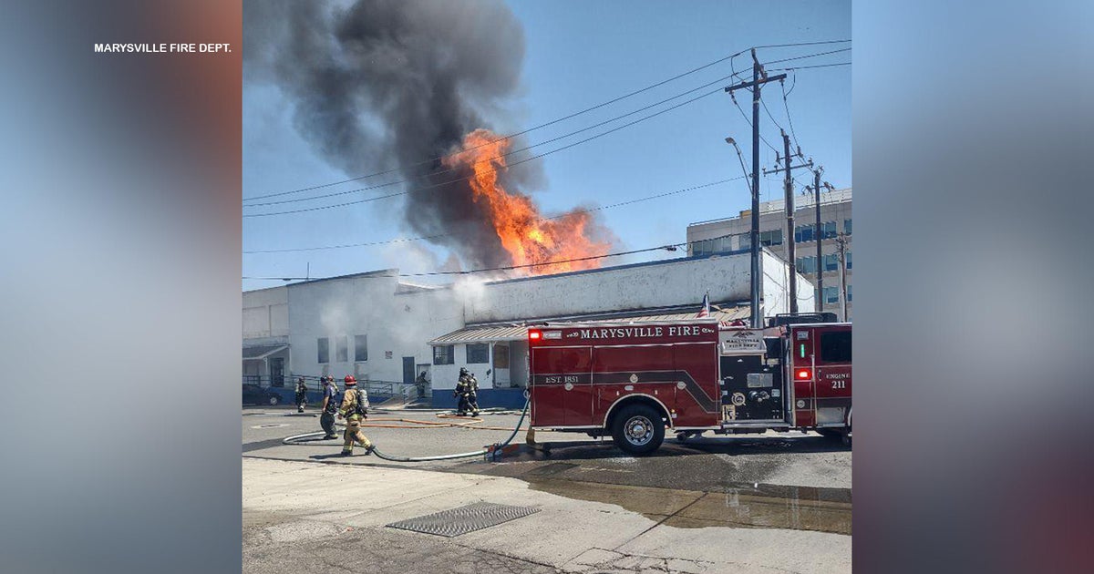 Large fire at Marysville ice plant facility knocks out power to part of the city