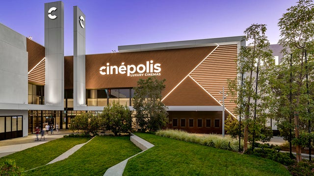 cinepolis-hollywood-park-exterior-c-kevin-korczyk-tif.jpg 