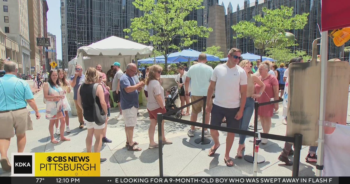 Dillivery! Women goes into labor at Picklesburgh CBS Pittsburgh