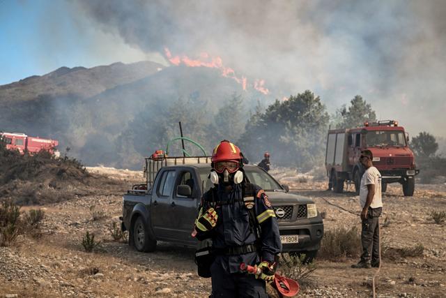 Más de 34 mil hectáreas de terreno forestal y agrícolas en Grecia han sido consumidas por el fuego en los últimos siete días.