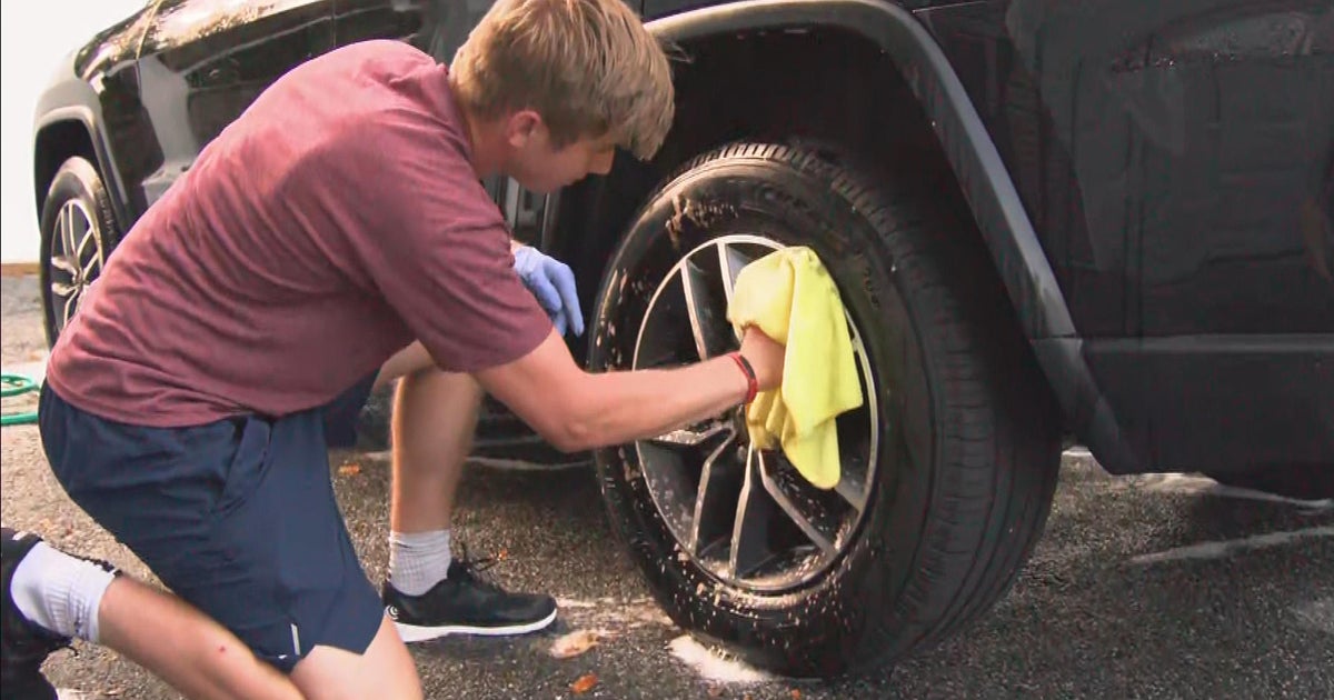 Peabody teen detailing cars to raise money for inclusive playground Peabody teen detailing cars to raise money for inclusive playground