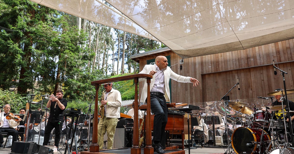 Photos San Francisco Symphony teams with jazzfunk band Lettuce at