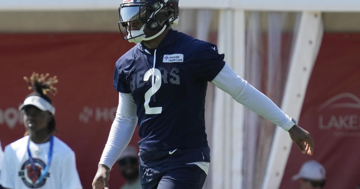 New Bears receiver DJ Moore getting comfortable with team - CBS