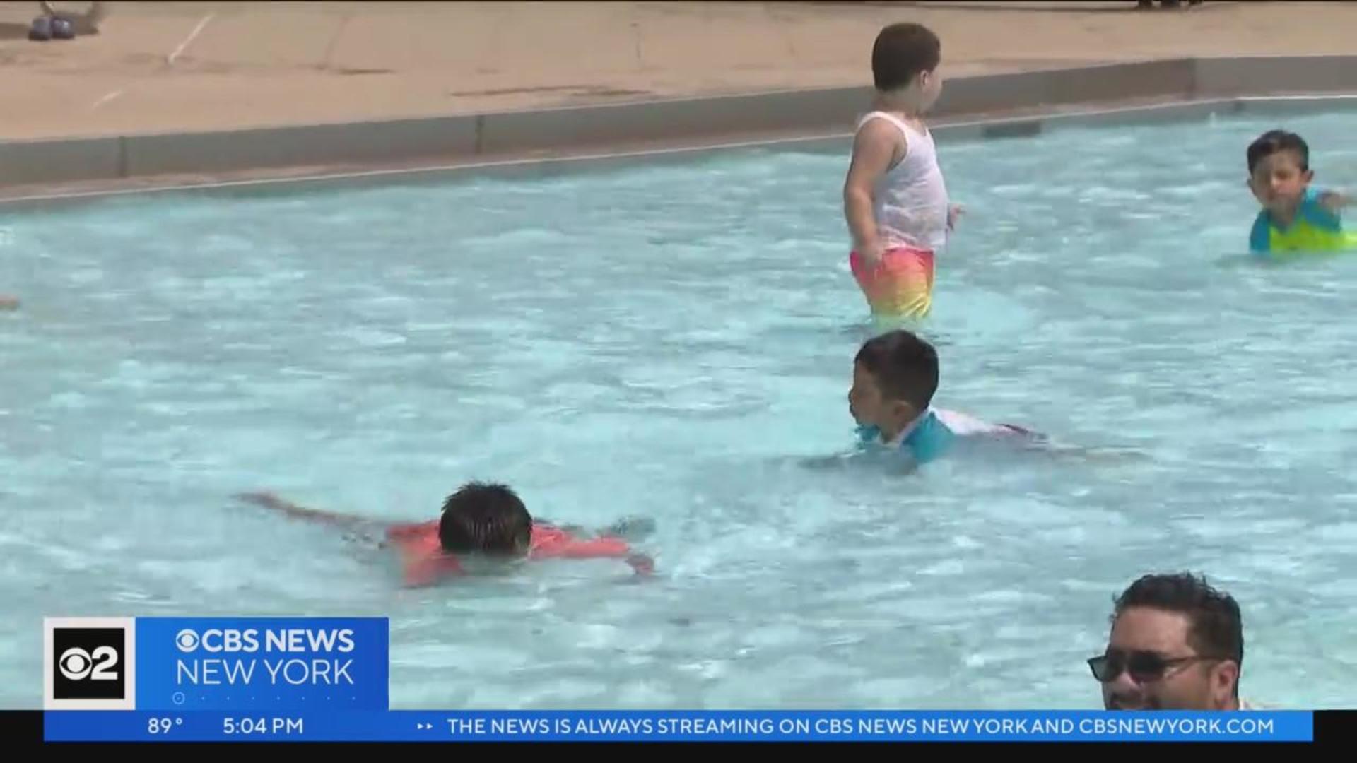Dangerously high temperatures in Tri-State Area expected to continue Friday 