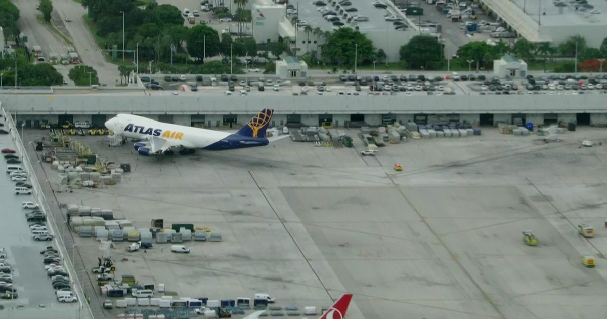 Cargo making evacuated at Miami Intercontinental Airport Cargo making evacuated at Miami Intercontinental Airport