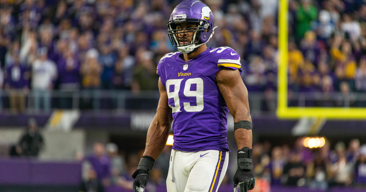 Vikings officially convert Danielle Hunter's bonus - Daily Norseman