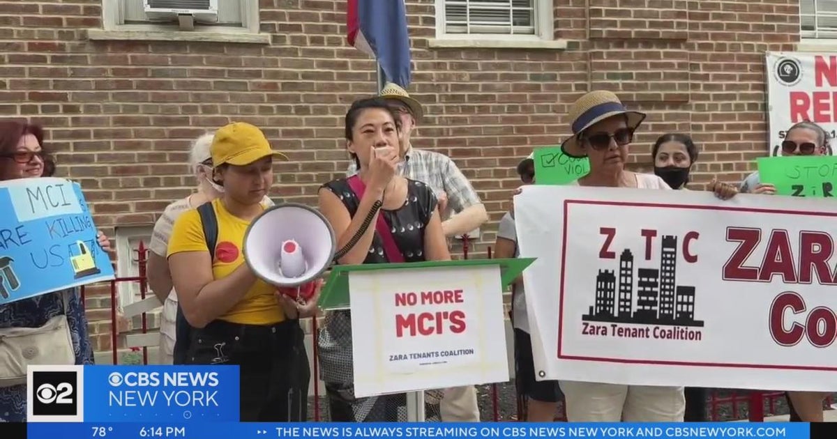 Tenants complain to Queens landlord about mold, leaks & intimidation ...