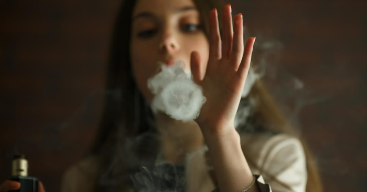 FDA gives green light to menthol flavored e-cigarettes for first time