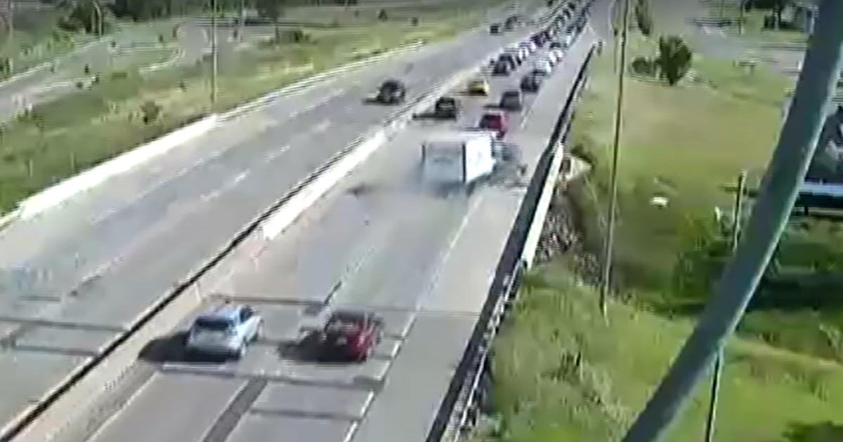 Box truck crashes into several vehicles on Hwy 169 in Plymouth