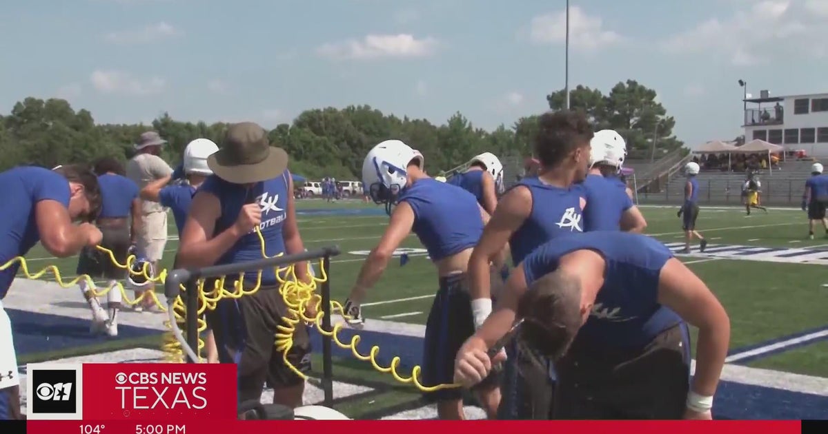 New pavilion keeping Poteet High School athletes cool CBS Texas