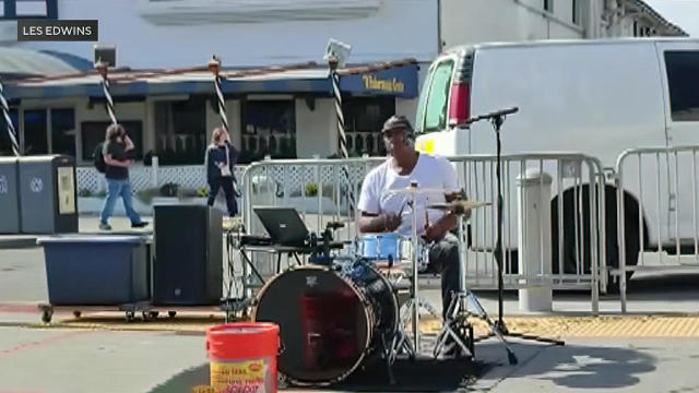 Les Edwins at Fisherman's Wharf 