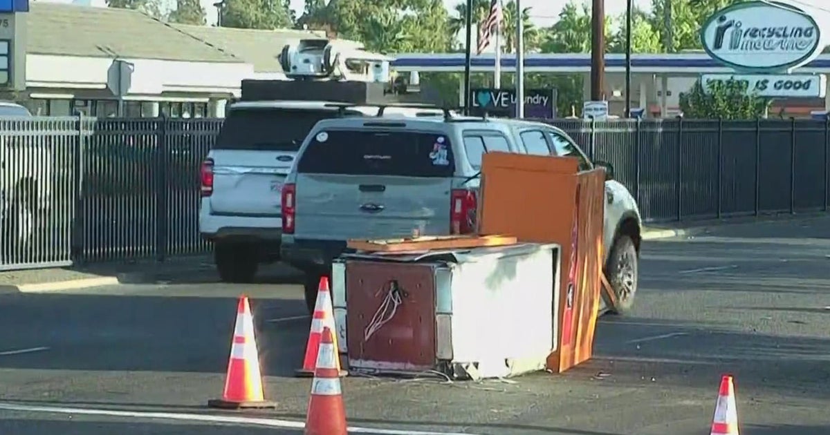 2 suspects arrested in theft that saw ATM ripped from drive-thru, left in middle of Watt Avenue - Vimarsana News