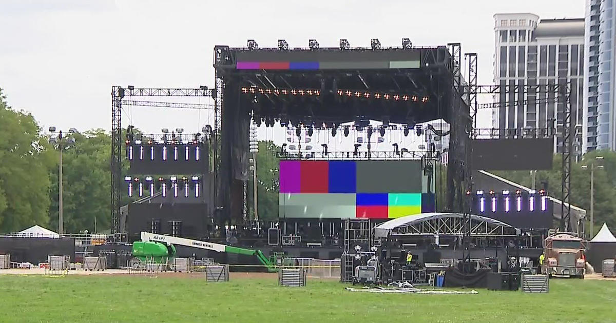 Lollapalooza is open in Chicago: The scene from the gates