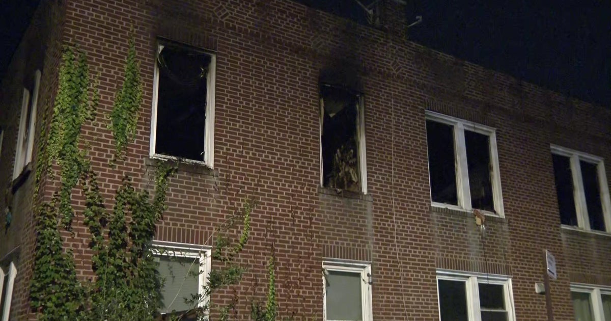90-year-old woman killed when fire breaks out in the Bronx - CBS New York