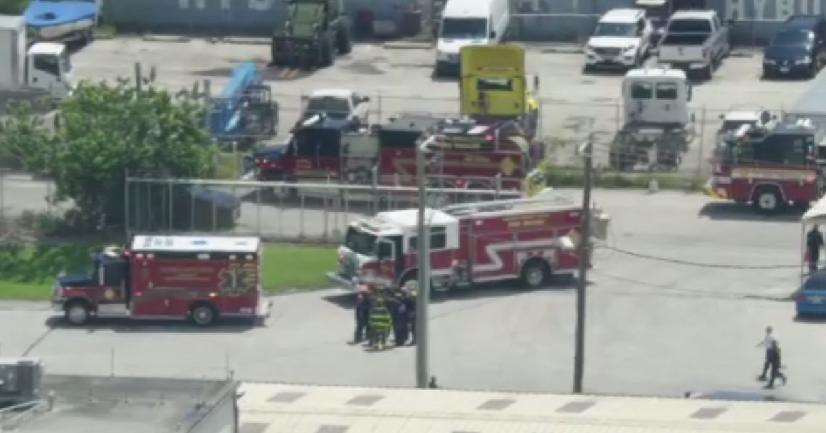 Worker at Port Everglades killed just after slide at cement terminal, Broward sheriff’s place of work suggests Worker at Port Everglades killed just after slide at cement terminal, Broward sheriff’s place of work suggests