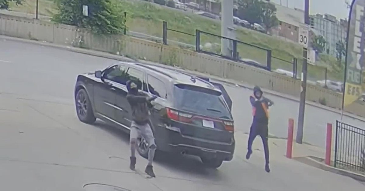 New video released from Chatham shooting CBS Chicago