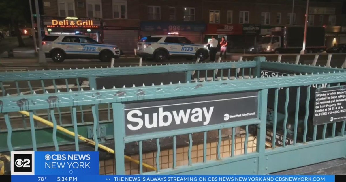 NYPD: Man accused of stabbing subway rider on the loose - CBS New York