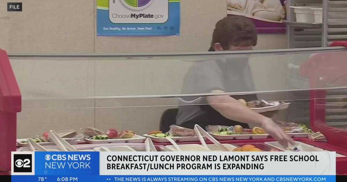 Connecticut expanding free school lunch program