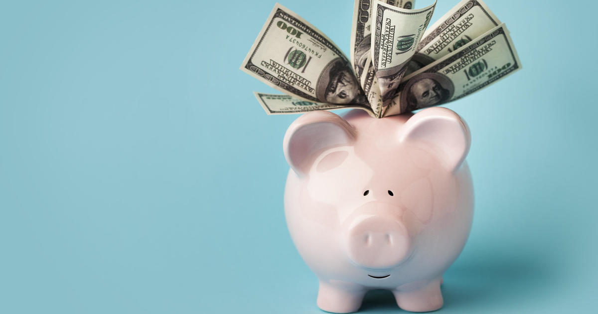 Колко можете да спечелите, като депозирате $10 000 в спестовна сметка с висока доходност?