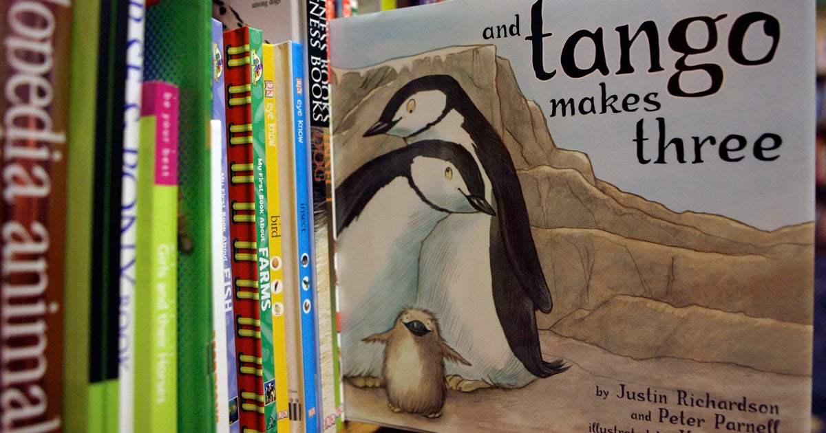 Florida college board reverses choice nixing obtain to kid’s e-book about a male penguin pair Florida college board reverses choice nixing obtain to kid’s e-book about a male penguin pair