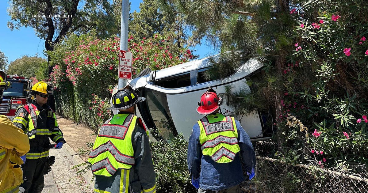 No injuries reported after rollover crash on Air Base Parkway in Fairfield